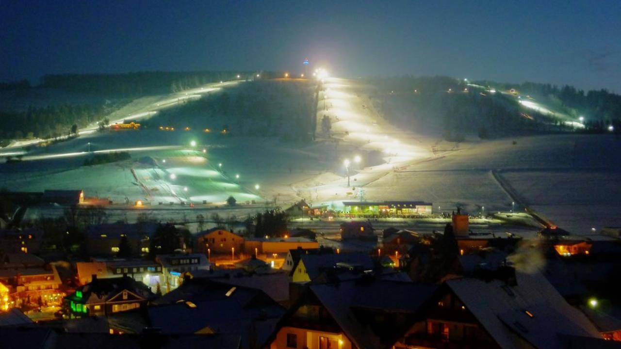 Quartier12 "Ski In & Bike Out" - Fewo Berg Willingen  Exterior photo